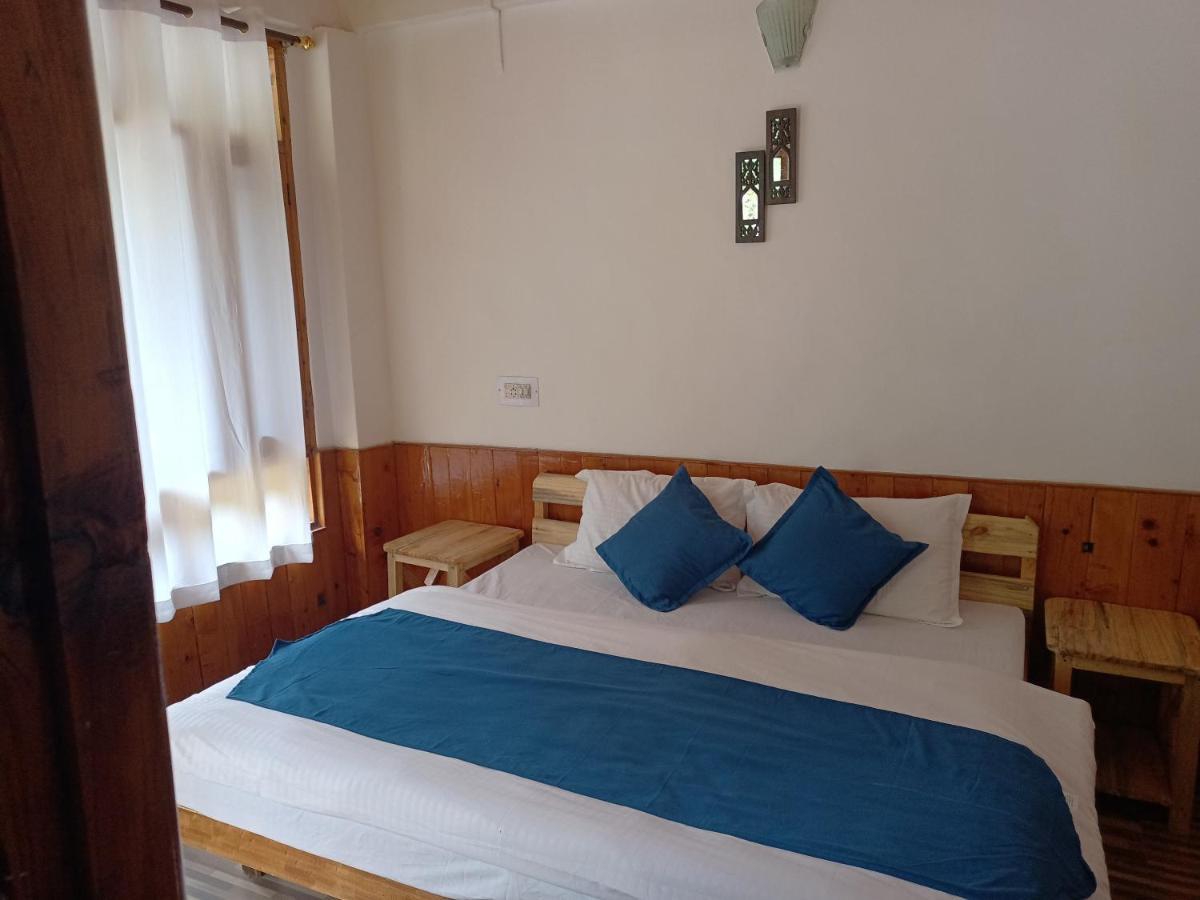 Jibhi Highness River Side Hotel Exterior foto